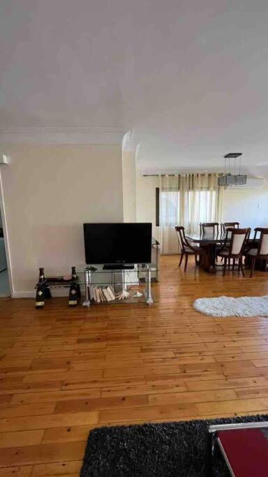 Beautiful 3 Bedroom In Maadi Apartment *